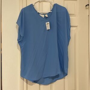 Chico’s NWT Light Blue Short Sleeve Blouse size 2